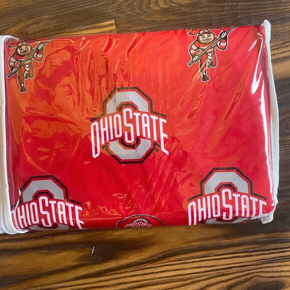 NWOT Ohio State Buckeyes Futon Cover By College Covers Never Opened - Picture 1 of 6